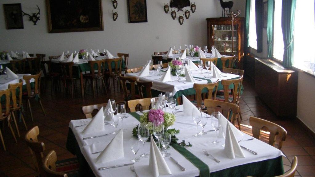 Au an der Donau Gasthof Jaegerwirt מראה חיצוני תמונה