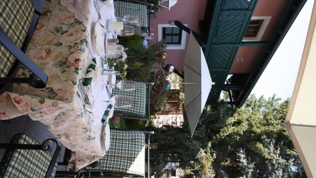 Au an der Donau Gasthof Jaegerwirt מראה חיצוני תמונה